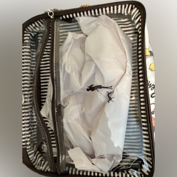 Henri Bendel Weekend Hanging Travel Toiletry Bag - Picture 3 of 6